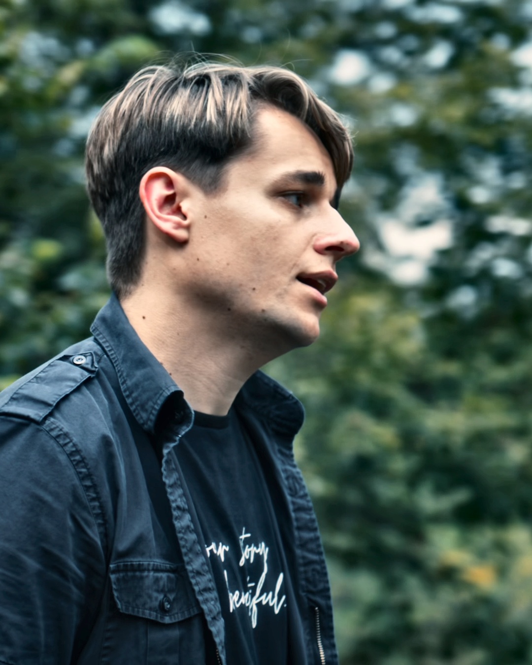 Jesse singing outdoors